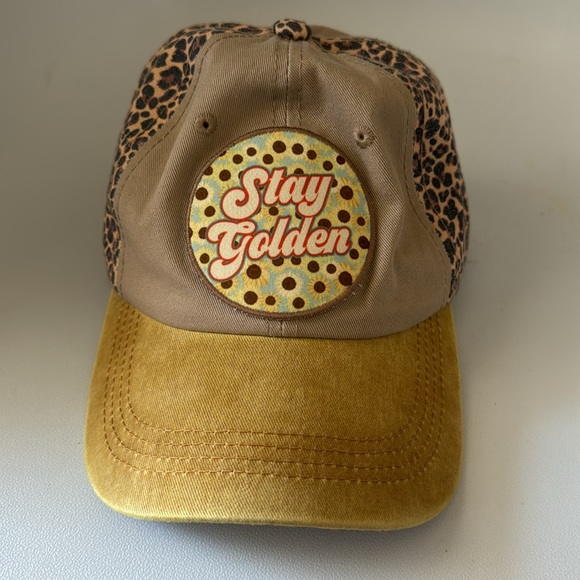 Women’s Adjustable Bill Hats - Picture 4 of 6